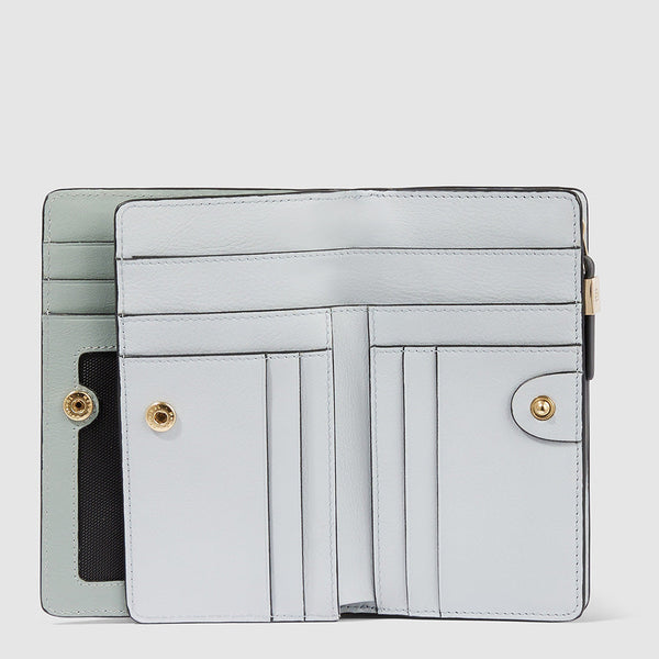 Women’s wallet with coin pocket