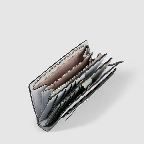 Women’s wallet with coin pocket