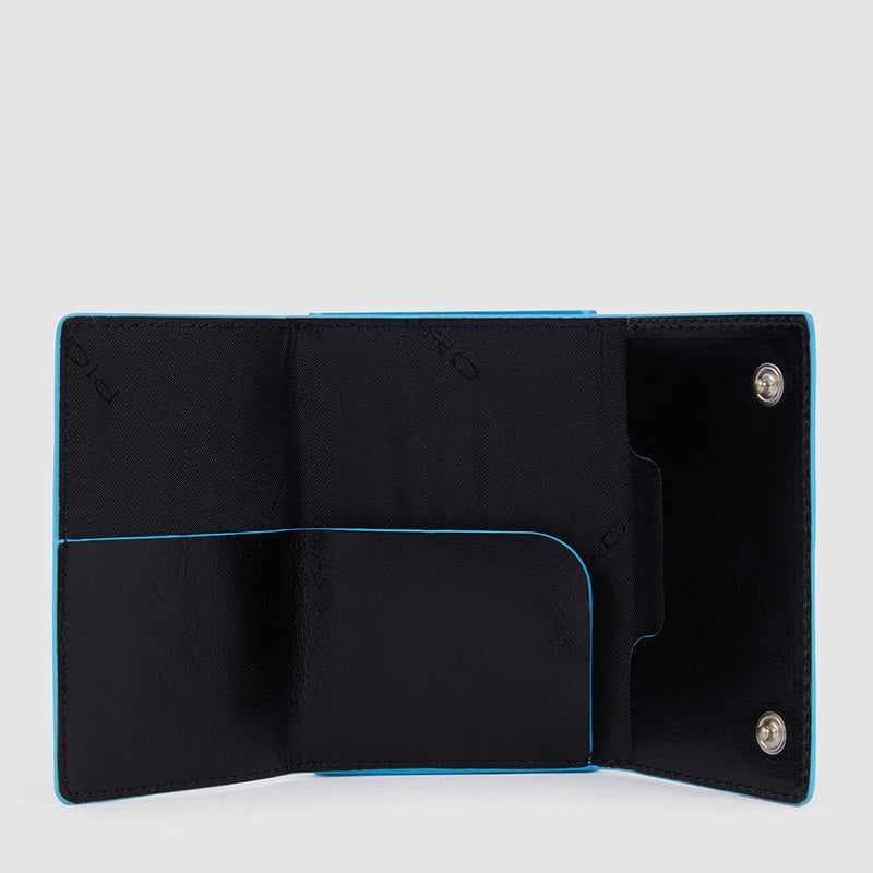 Compact wallet for banknotes and credi cards