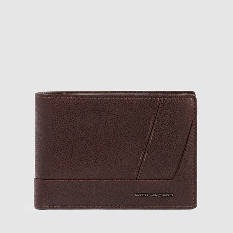 Men’s wallet with flip up ID window