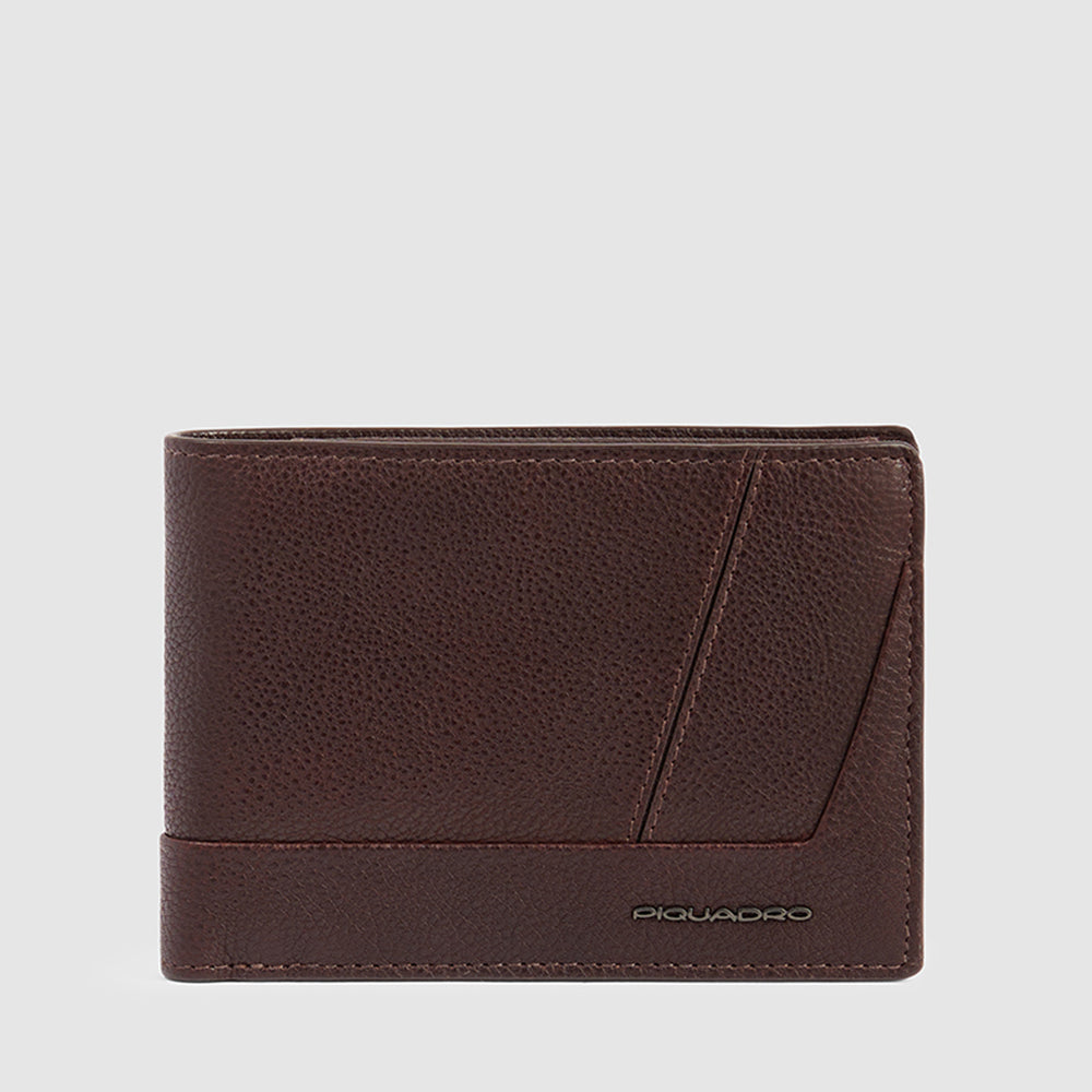 Men’s wallet with flip up ID window