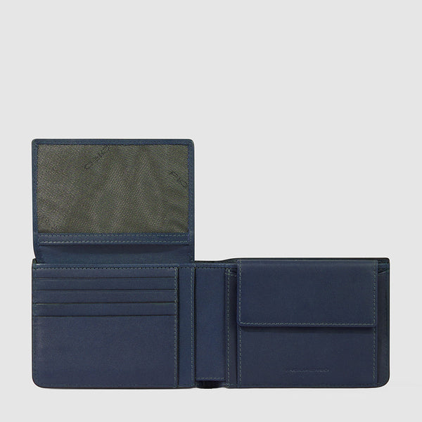 Men’s wallet with flip up ID window