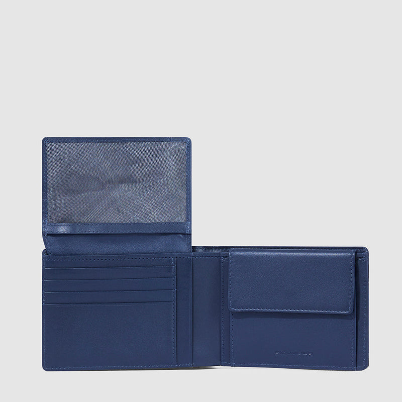 Men’s wallet with flip up ID window