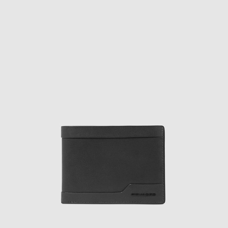 Men’s wallet with coin pocket