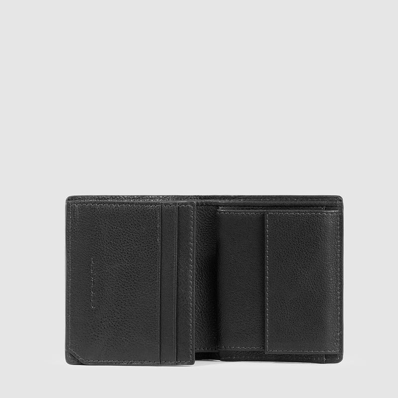 Vertical men’s wallet with coin pocket
