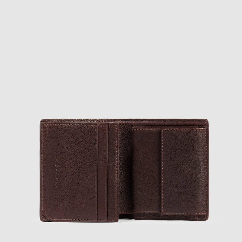 Vertical men’s wallet with coin pocket