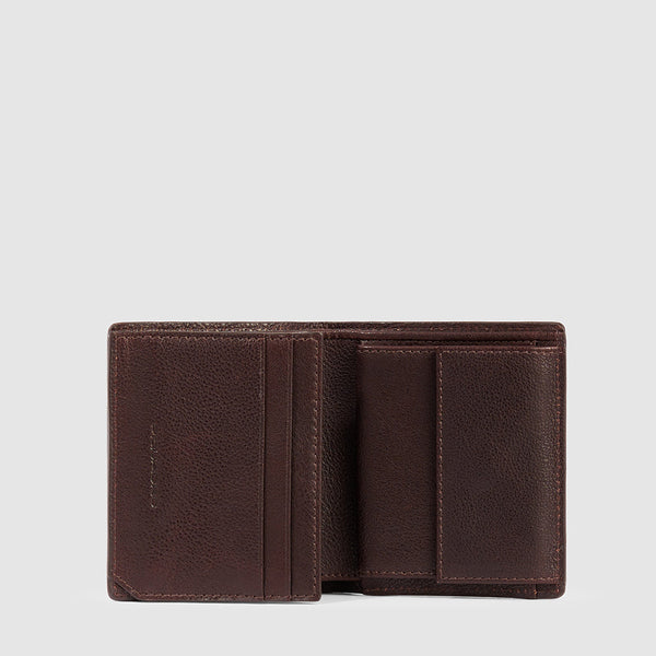 Vertical men’s wallet with coin pocket