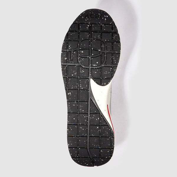 Sneakers in recycled materials